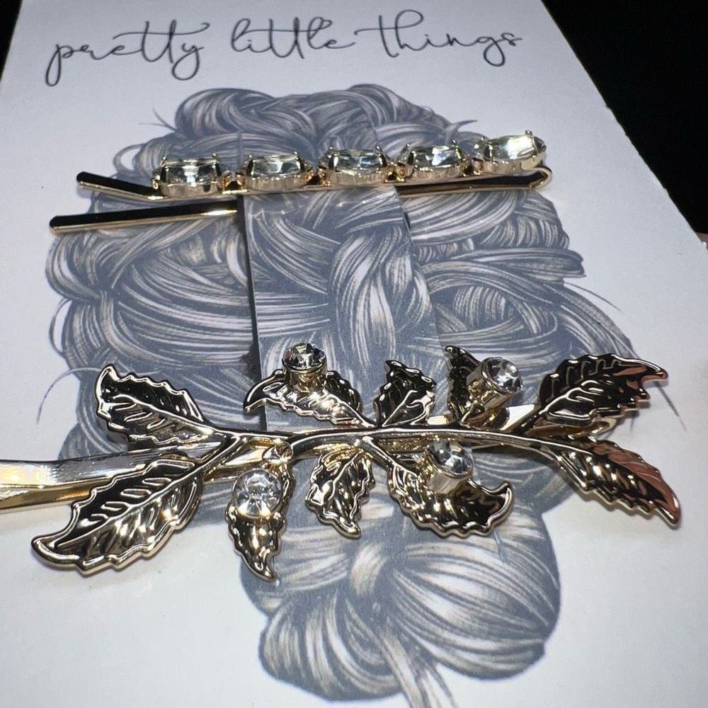 Pretty Little Things Rhinestone Hair Pin Set - Picture 10 of 10